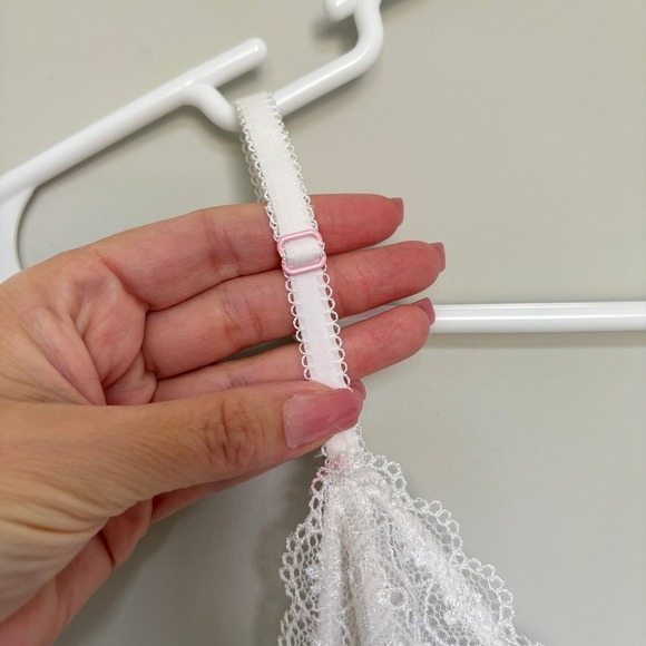 Victoria's Secret Size Medium Lace Cami Lingerie Pajama Top White Pink Bow Bride - Picture 8 of 9